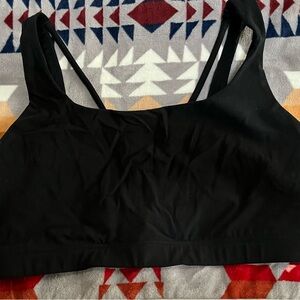 Athleta Women's Black Yoga top